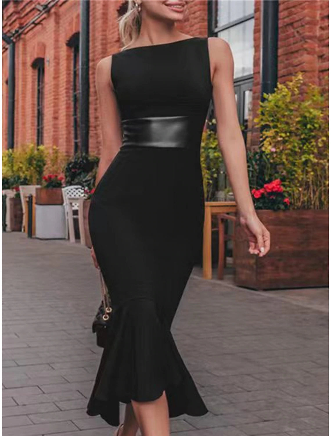Women's Midi Dress Black Graduation Dress Party Dress Cocktail Party Dress Fashion Party Modern Winter Dress Holiday Wedding Guests Slim Solid Color Sleeveless Round Neck Black