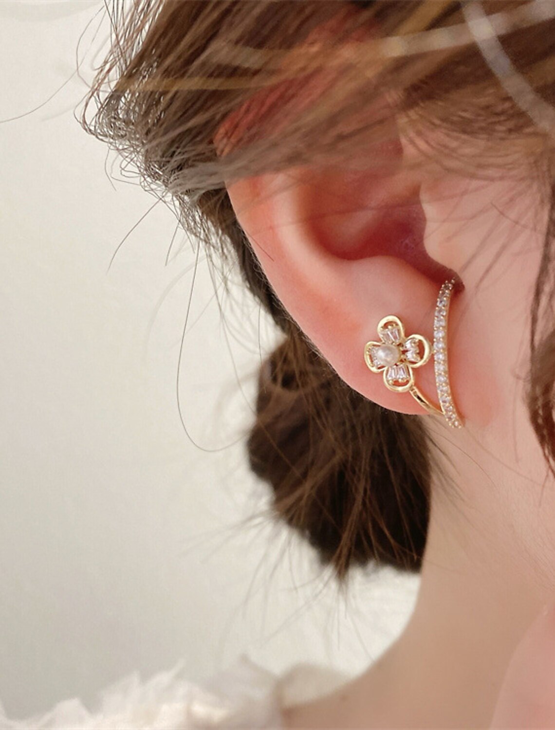 DingJiDress Women's Zircon Earrings Jewelry Classic Flower Shape Stylish Earrings Jewelry Gold For Gift Festival 1 Pair