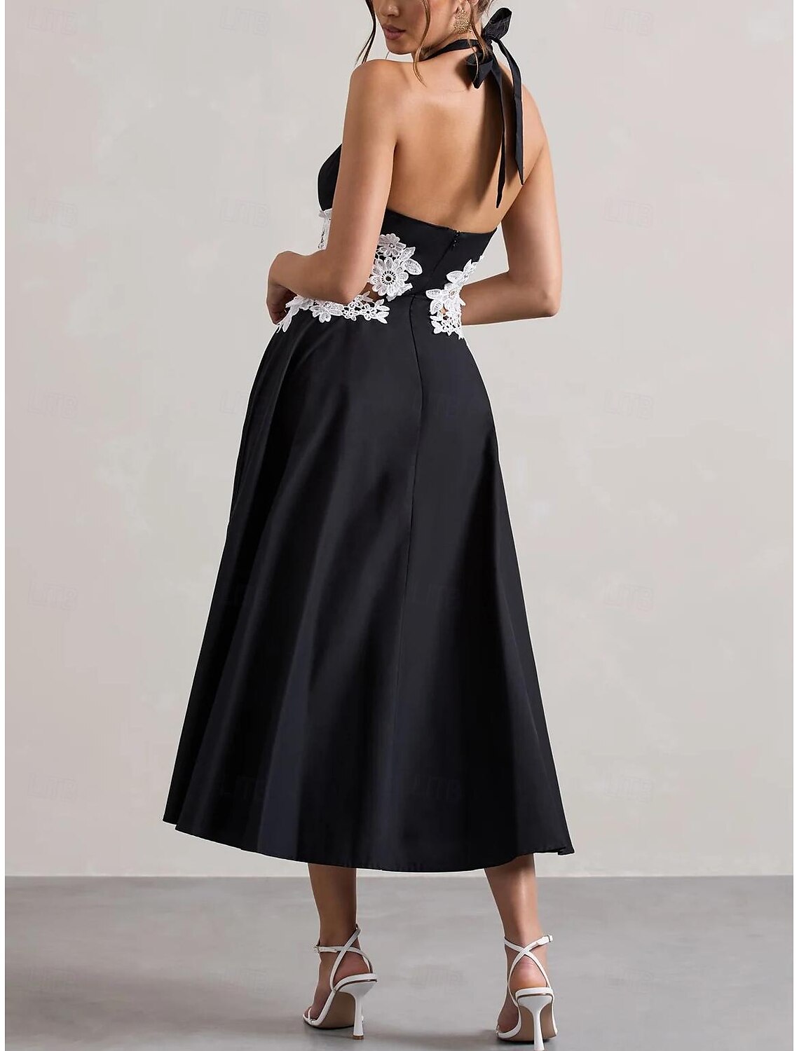 Black A-Line Wedding Guest Dresses Elegant Dress Formal Cocktail Party Tea Length Sleeveless Halter Neck Satin with Appliques