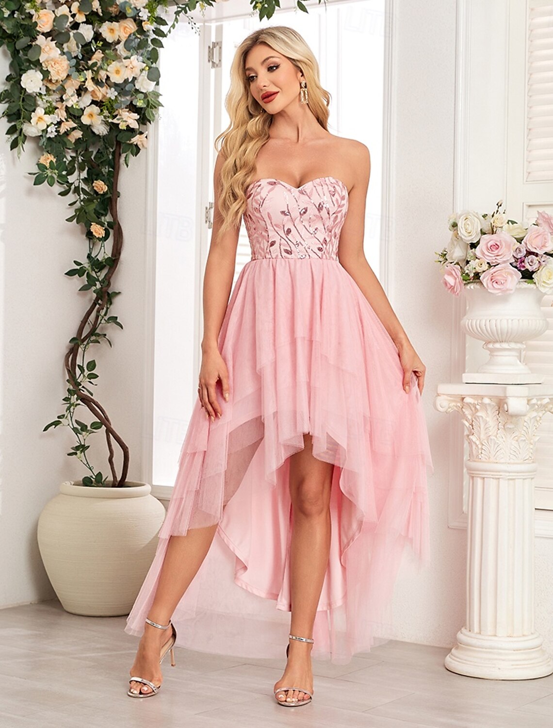 Ball Gown Party Dresses Party Dress Party Wear Cocktail Party Asymmetrical Sleeveless Strapless Pink Dress Tulle Backless with Glitter Embroidery