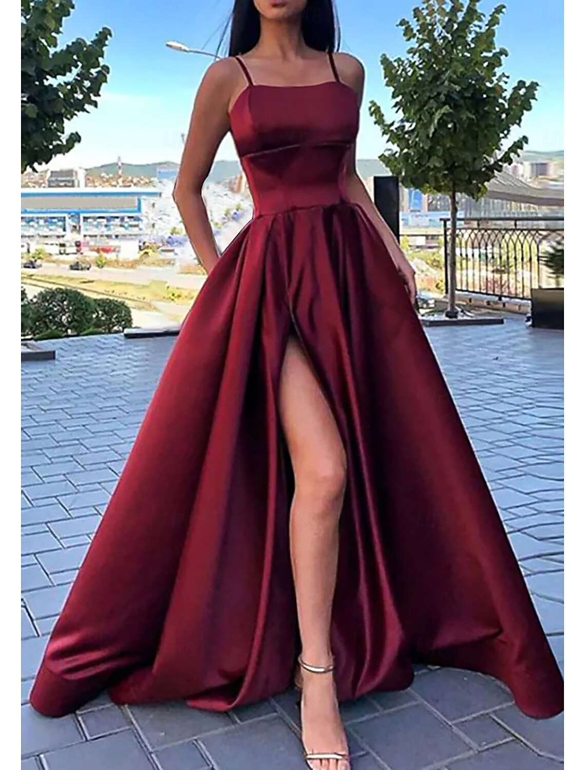 Ball Gown Evening Gown Elegant Dress Formal Evening Party Floor Length Sleeveless Strapless Pocket Cotton Backless with Pleats