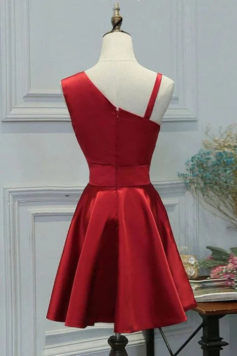 Simple A-line Red Sleeveless Homecoming Short Prom Party Dresses ﻿