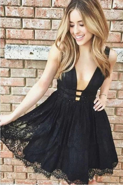 Black Deep V-neck Sexy Sleeveless Short Homecoming Dresses
