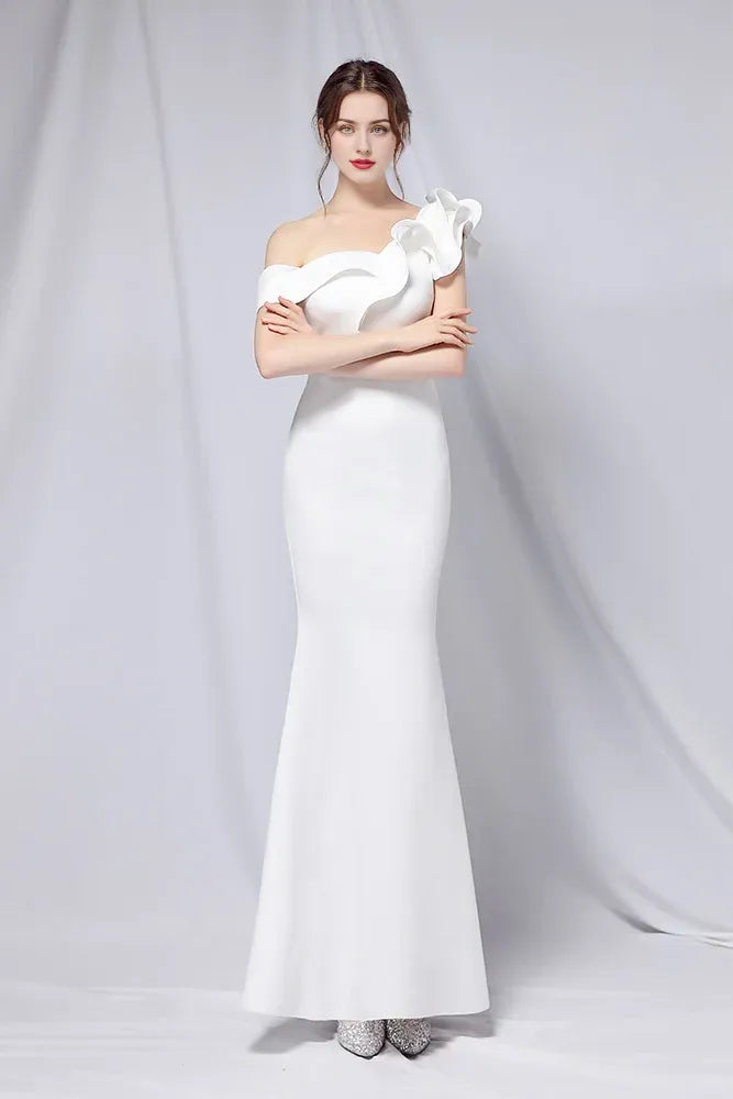 Solid color one shoulder banquet evening dress