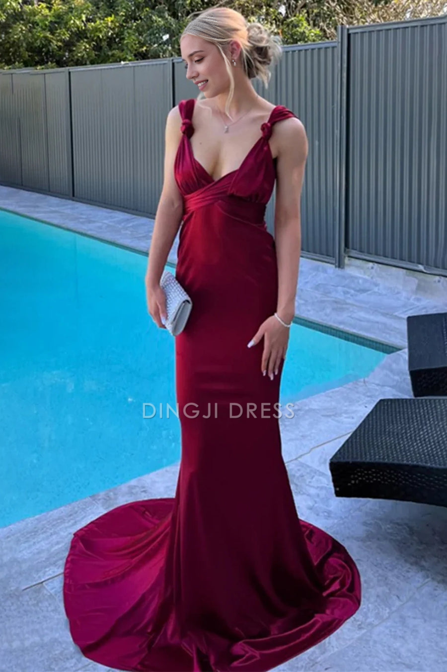 DingJiDress Formal Dress Charming Mermaid Low V-Neck Sleeveless Open Back Long Party Sexy Prom Dress
