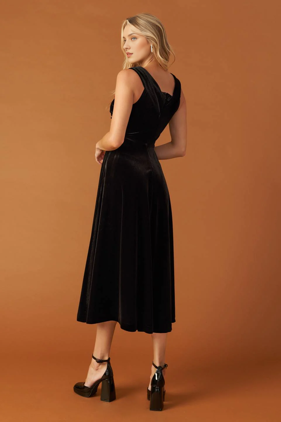 DingJiDress November December Wedding Guest Dress Fashion A Line Featuring Off Shoulder Neckline Rose Zipper Closure Velvet Dress Elegant Formal Party Dress