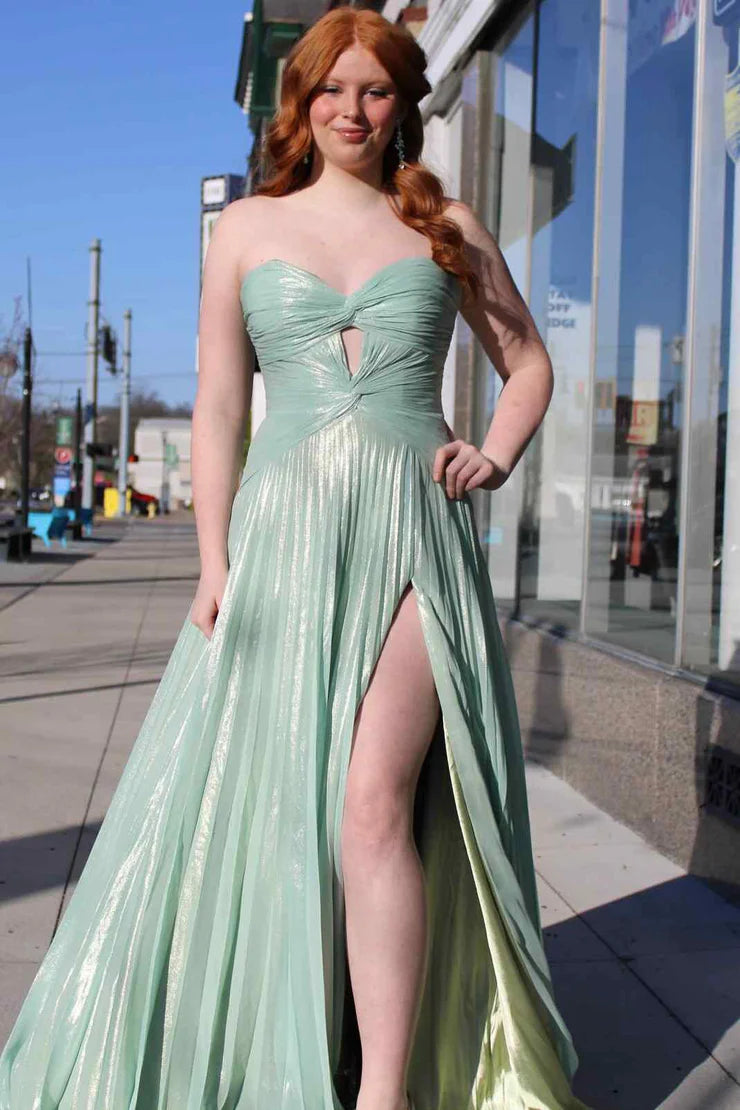Charming A-line heart-shaped pleated metal satin long ball dress with slit