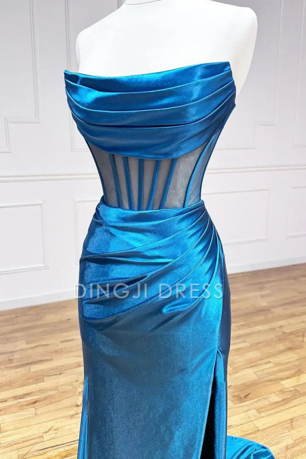 DingJiDress Elegant Mermaid Strapless Sweep Train Satin With Split And Pleating Prom Dress