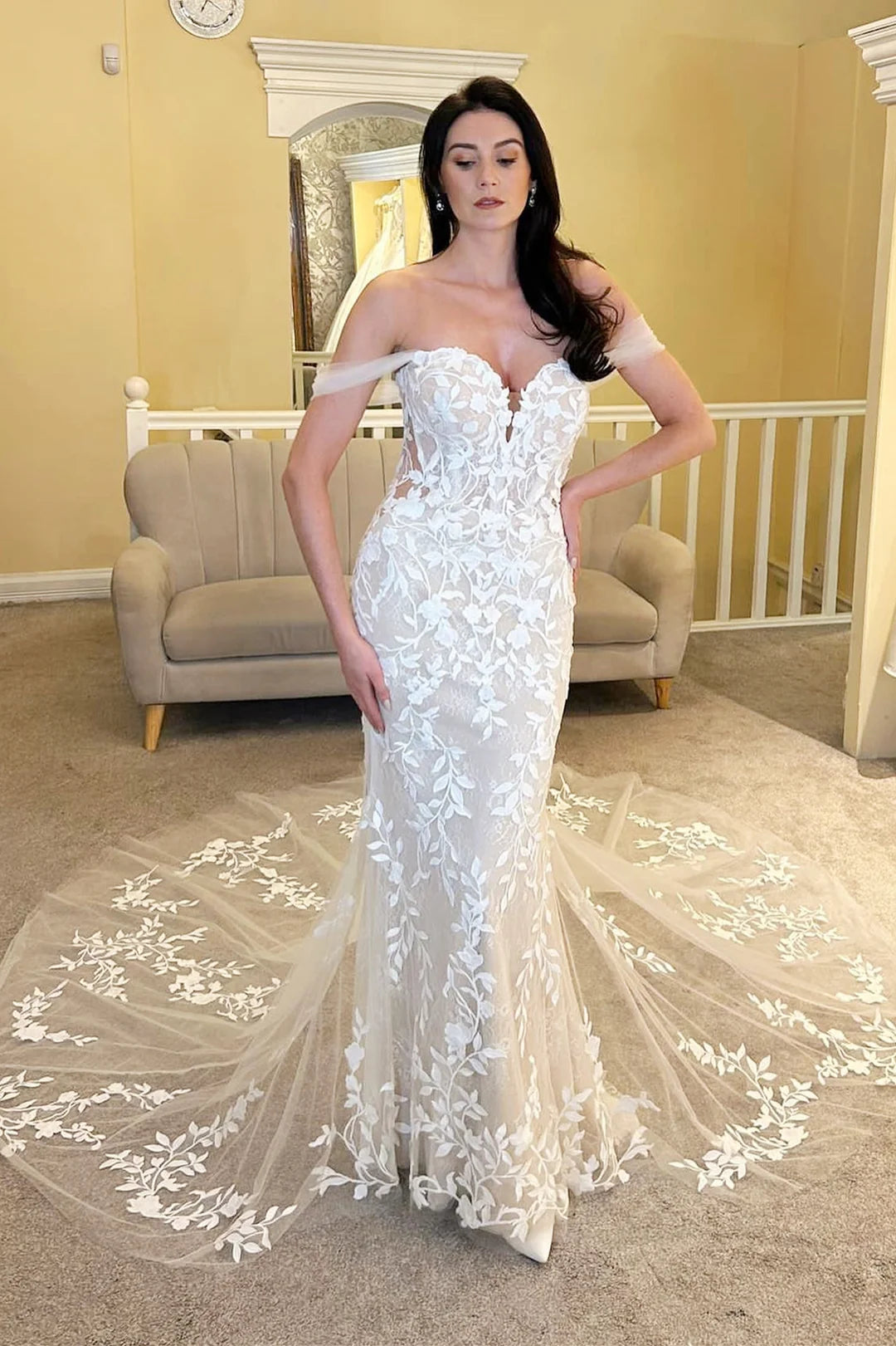 Floral Lace Off-the-Shoulder Mermaid Long Wedding Dress