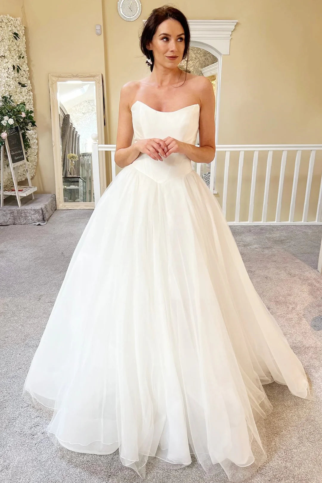 White Tulle Strapless A-Line Long Wedding Dress