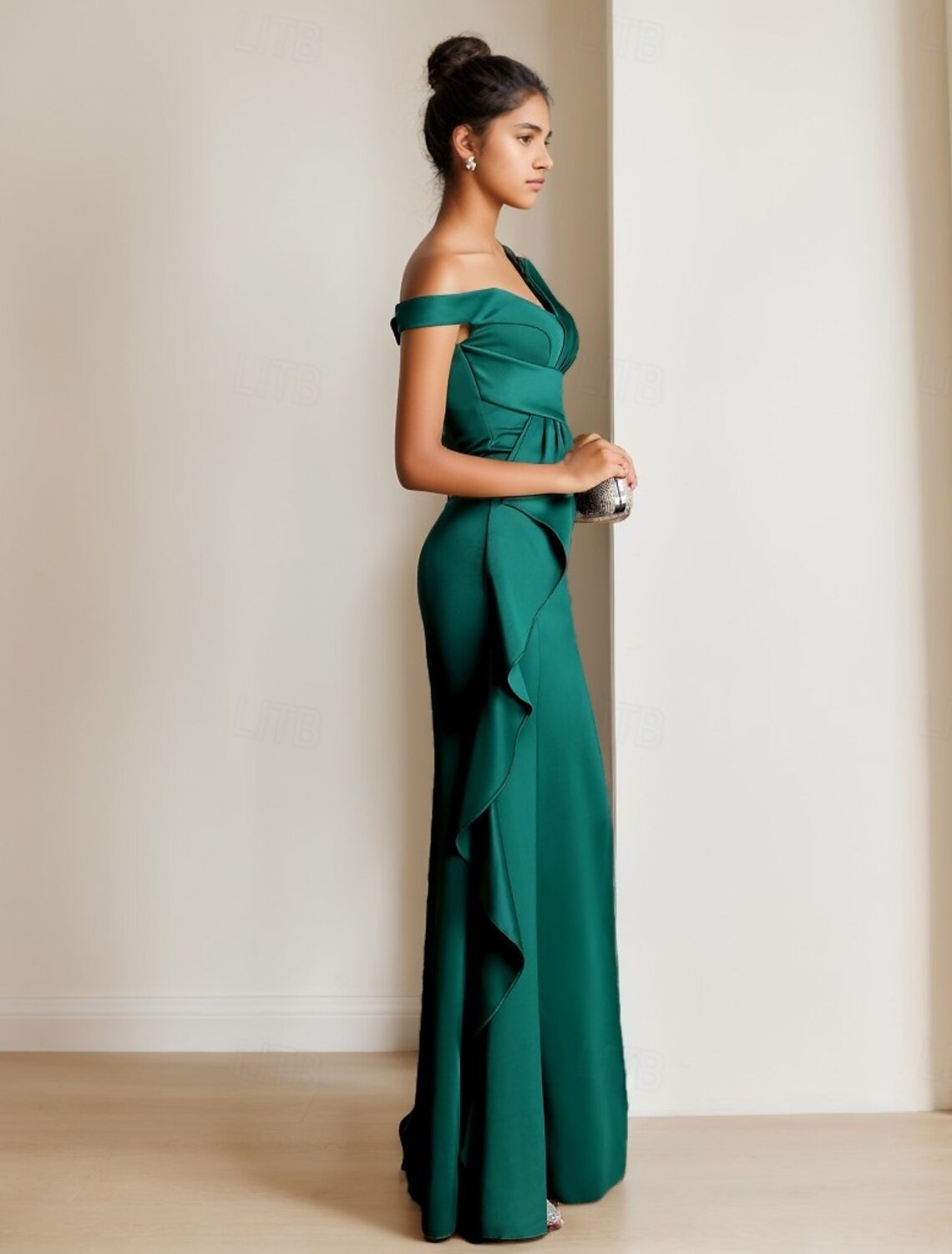 Mermaid / Trumpet Evening Gown Elegant Dress Formal Wedding Floor Length 3/4 Length Sleeve Off Shoulder Stretch Crepe with Glitter Tassel