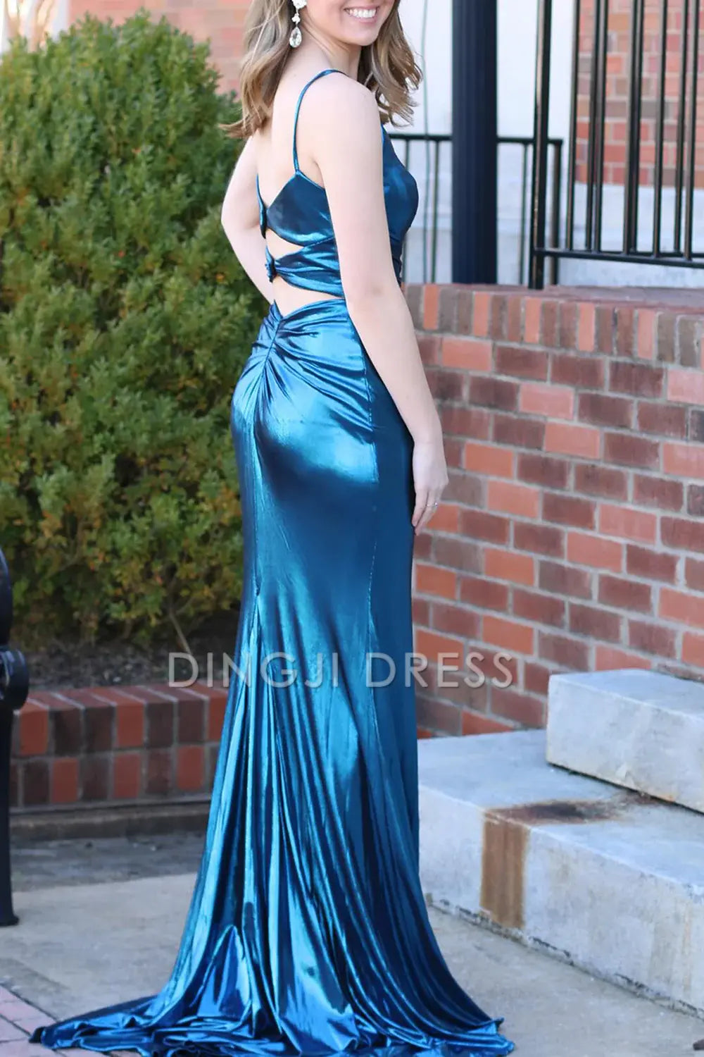 DingJiDress Exquisite Mermaid Keyhole Back Long Satin With Slit Fashion Prom Dress