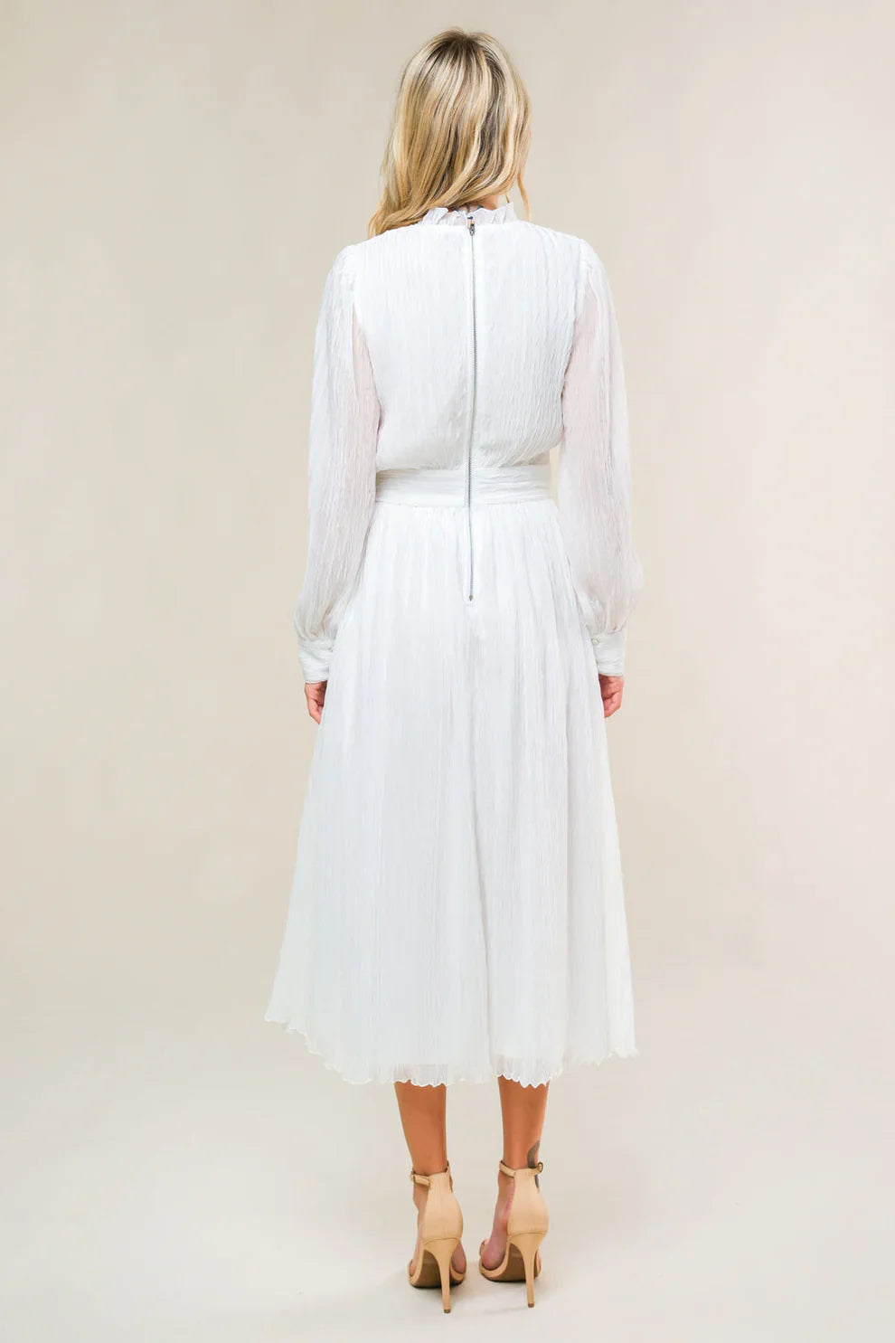 DingJiDress Wedding Dress December Wedding High Neckline Ruffled Edge Long Sleeve Cuff Full Skirt Back Zipper Closure Elegant Simple Dress