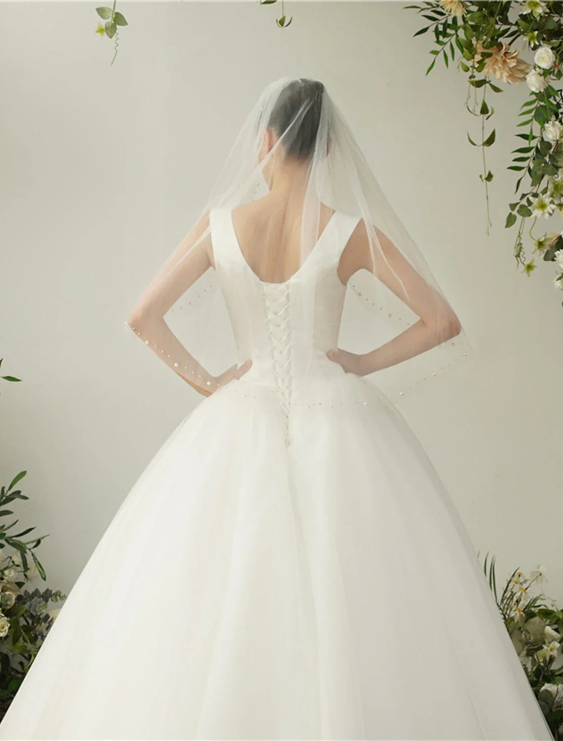 DingJiDress One-tier Pearl Wedding Veil Elbow with Faux Pearl 35.43 in (90cm) Tulle