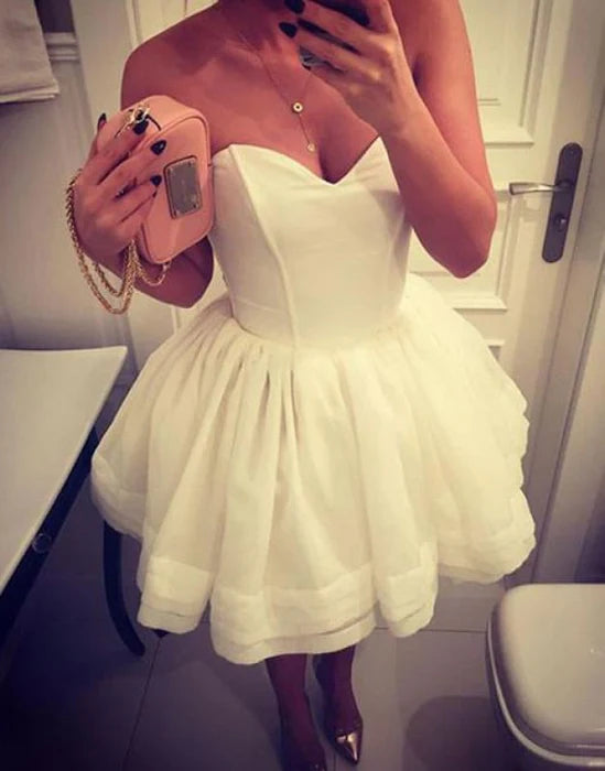 Mini Strapless Dresses Cute A-Line Sweetheart Ivory Short Homecoming/Cocktail Dress