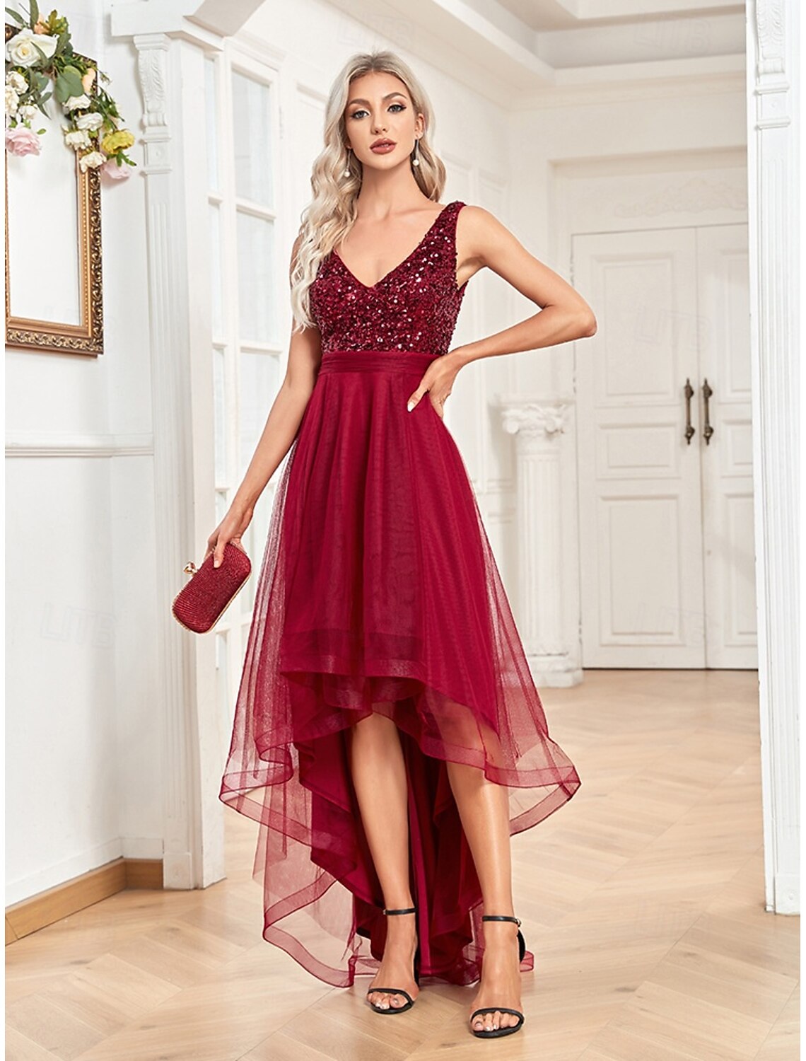 Cocktail Dresses A-line Glitter Horsehair Dress V Neck Cocktail Party Semi Formal Floor Length Sleeveless Off Shoulder Derby Dresses