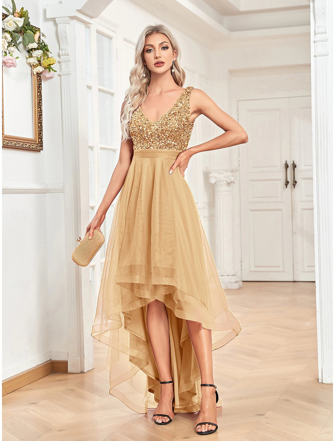 Cocktail Dresses A-line Glitter Horsehair Dress V Neck Cocktail Party Semi Formal Floor Length Sleeveless Off Shoulder Derby Dresses