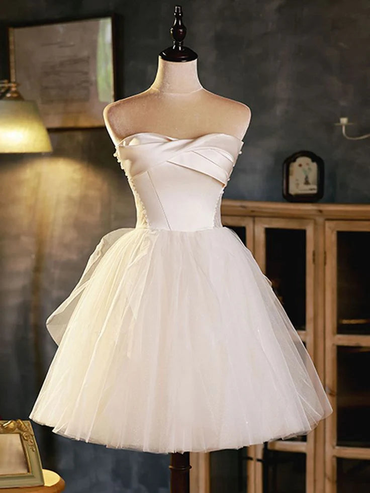White Sweetheart Chiffon Short Ball Dress Back to School Dress