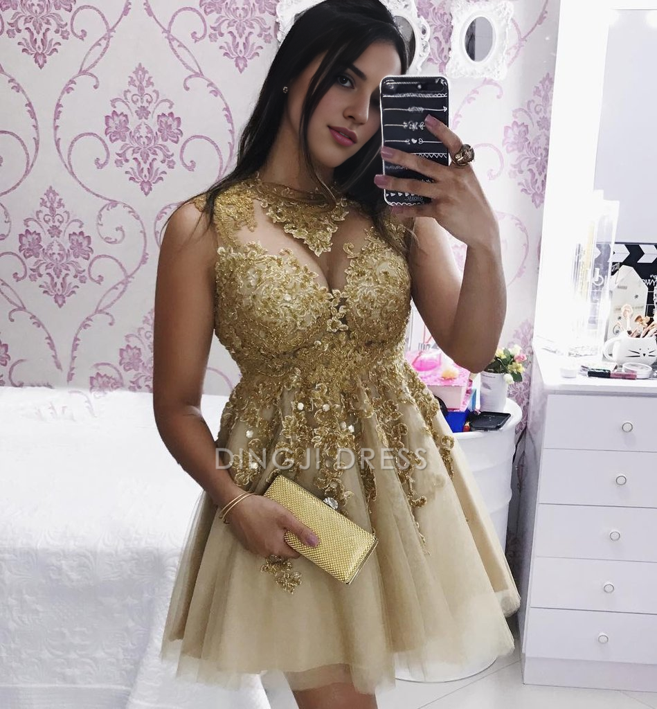 DingJiDress Short Prom Dress Charming A-Line Pretty Sleeveless Backless Cocktail Dress Appliques Best Selling Homecoming Dress