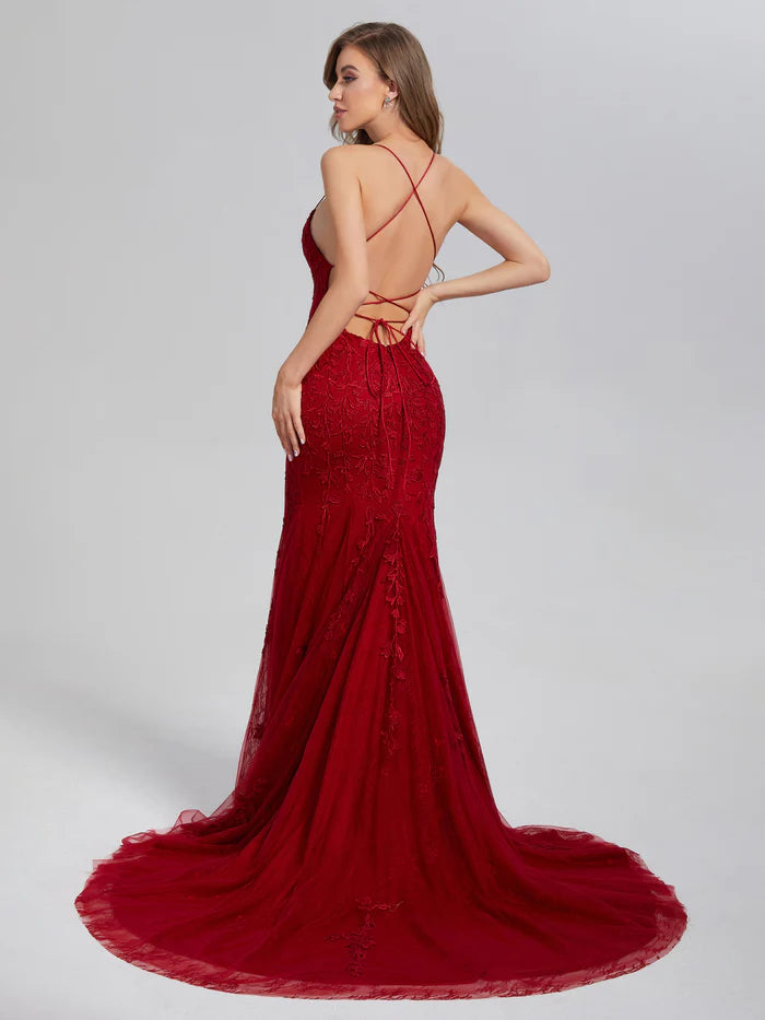 Fashionable Mermaid Square Spaghetti Straps Crisscross Back Floor-Length Appliques Lace Prom Dresses with Trailing