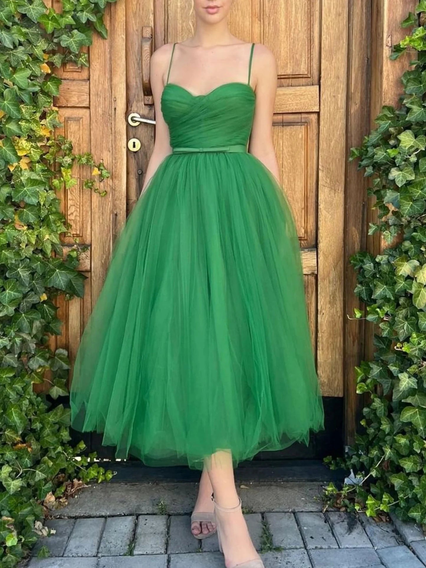 Simple green sweetheart neck tulle short prom dress green homecoming dress