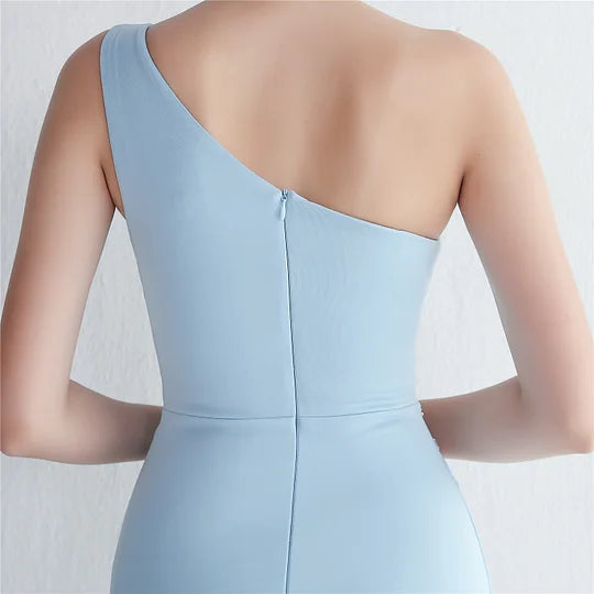 One-shoulder fitted fishtail evening