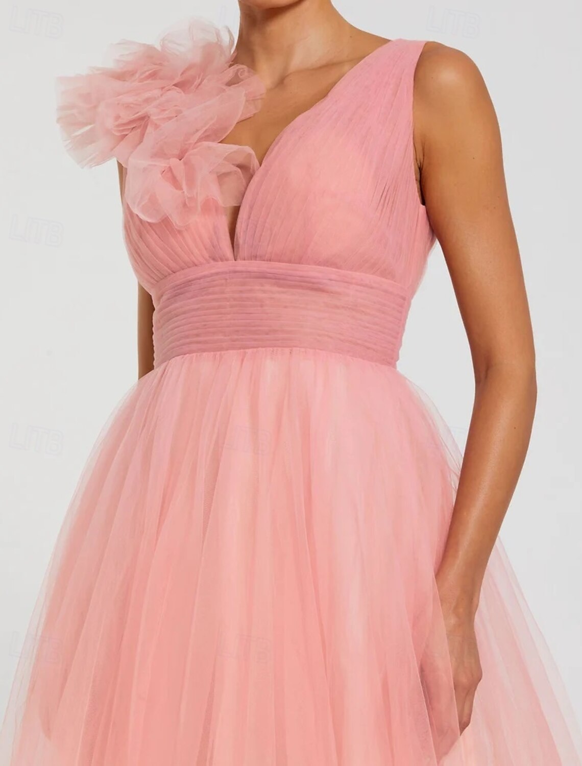 Pink Ball Gown A-Line Prom Dresses Elegant Dress Formal Wedding Floor Length Sleeveless V Neck Tulle with Shouder Flower