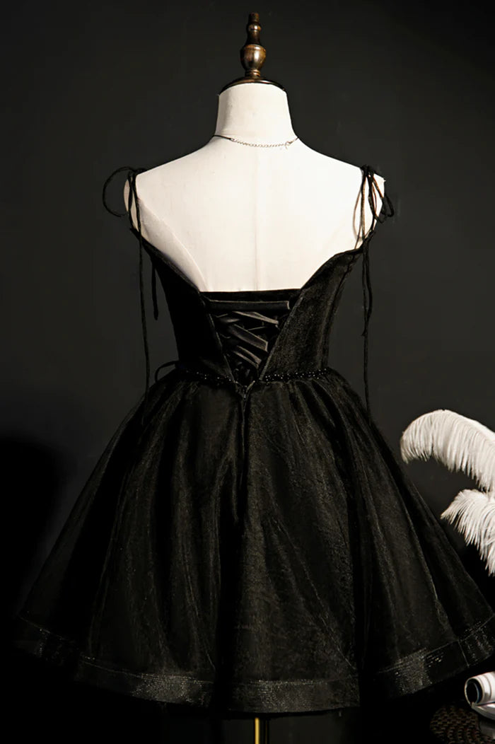 Black V-Neck Tulle Short Prom Dress Black A-Line Homecoming Party Dress ?