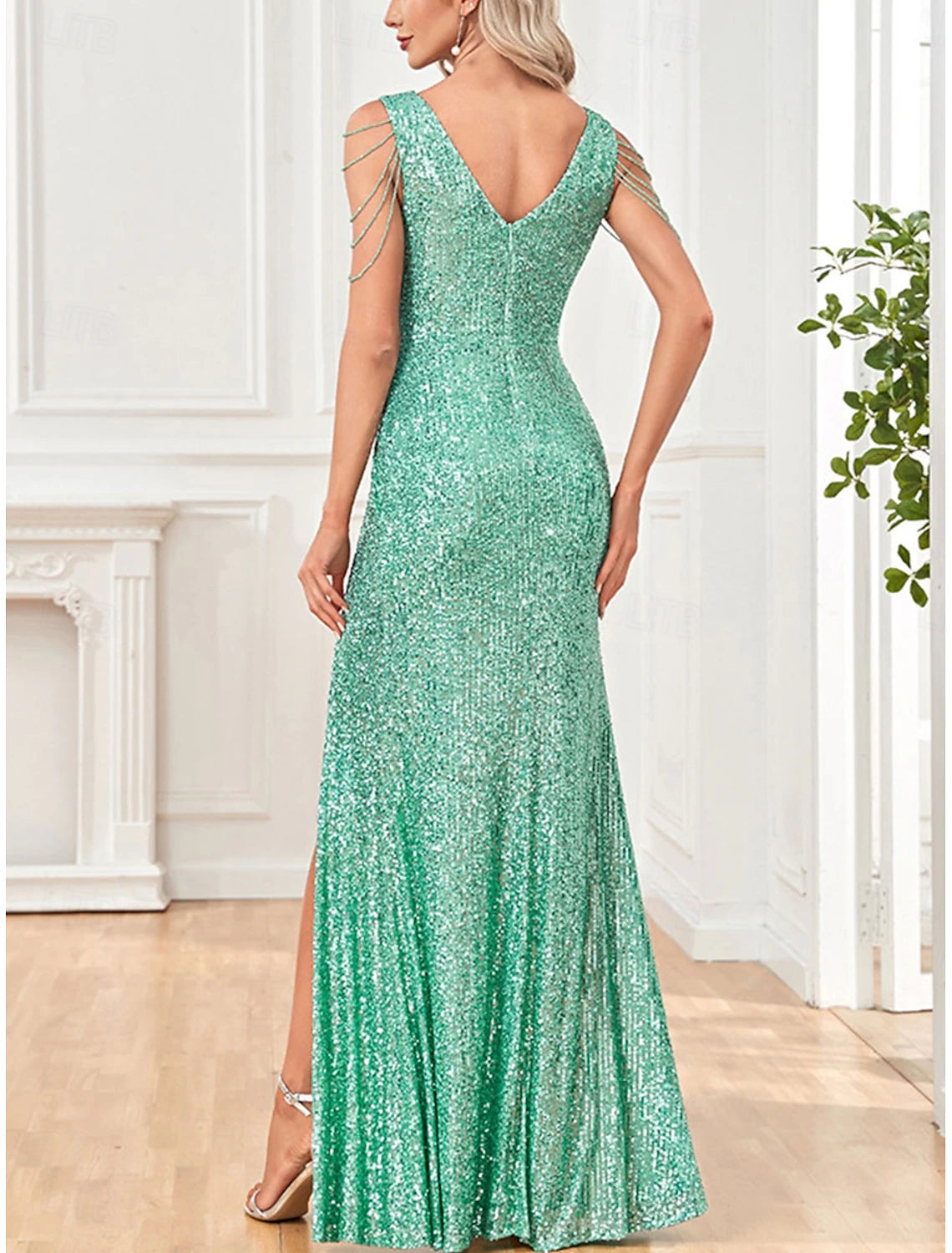 A-Line Evening Gown Elegant Dress Formal Evening Party Floor Length Sleeveless V Neck Satin with Ruched