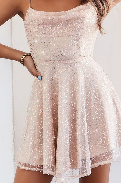 Shinning Sequins Spaghetti Strap Sleeveless Short Homecoming Dress with Ruffles