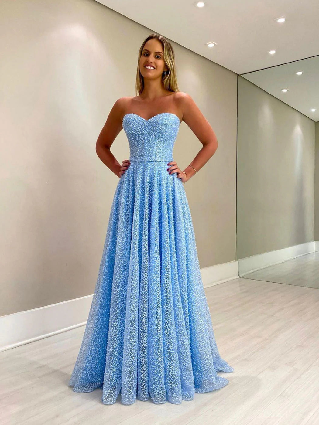 Blue sweetheart neck tulle beads long prom dress