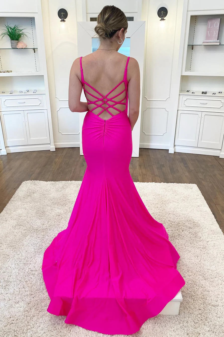 Elegant Neon Pink V-Neck Spaghetti Straps Backless Trumpet Floor-Length Long Prom Dresses
