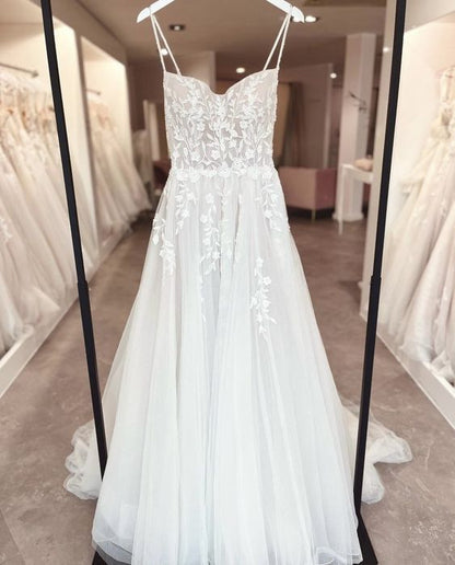 A Line Wedding Dresses for Women Simple Beach Wedding Dresses Sexy  Lace Appliques Beaded Bridal Gowns