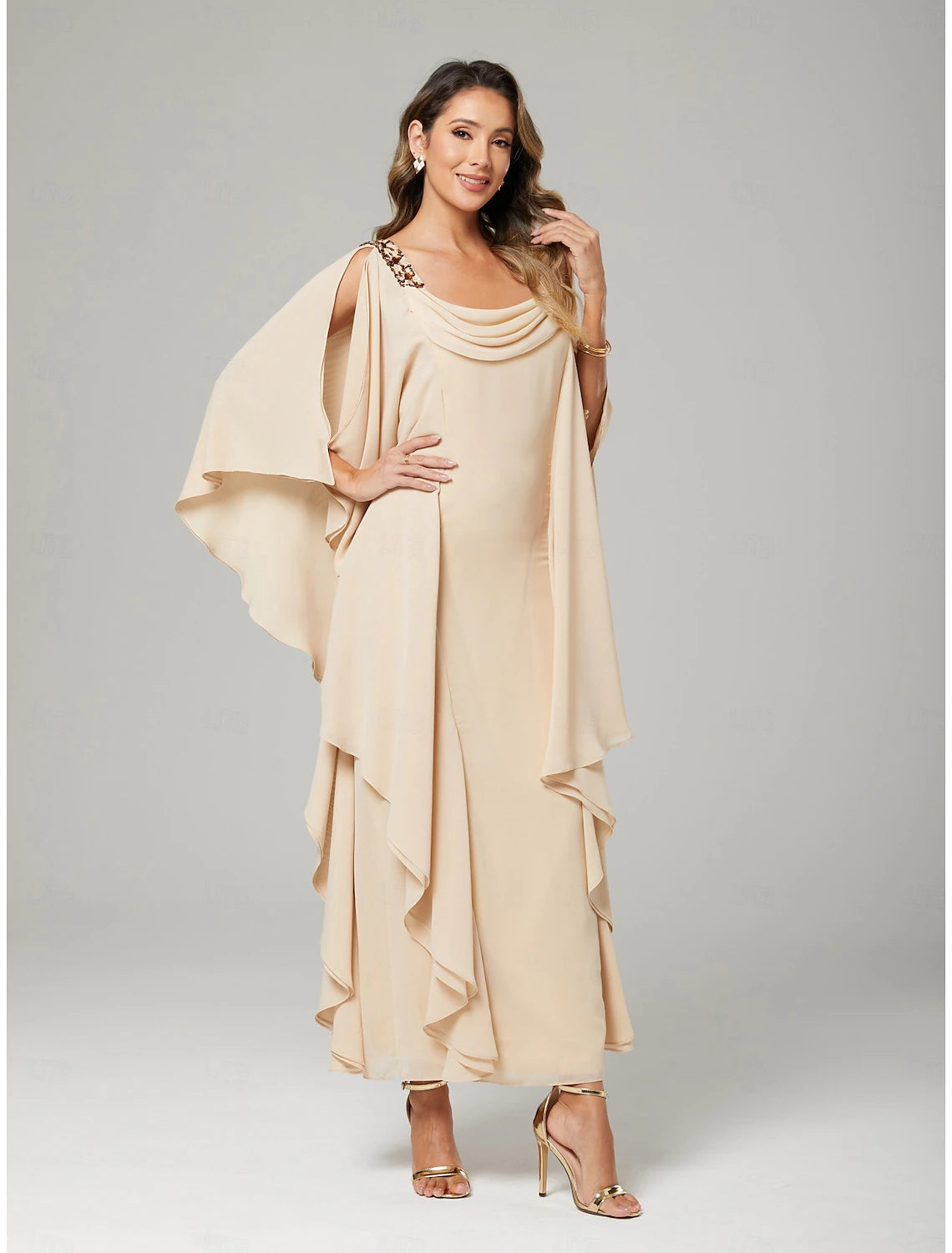 Sheath / Column Mother of the Bride Dress Wedding Guest Elegant Plus Size Crew Neck Floor Length Chiffon Half Sleeve with Beading Cascading Ruffles