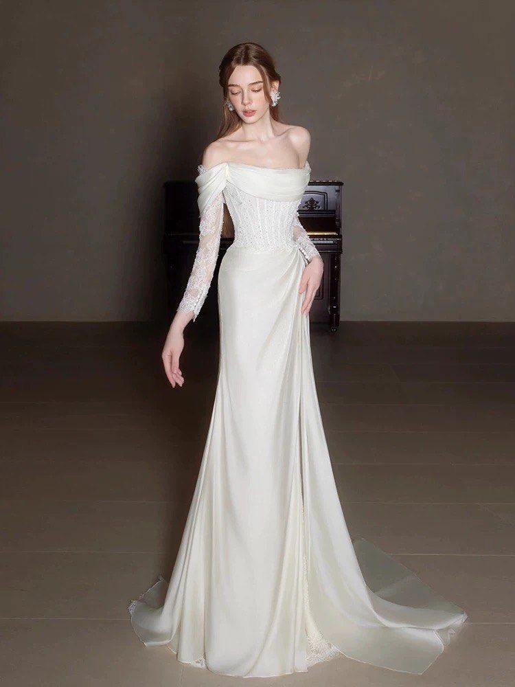 Elegant Off Shoulder Lace Wedding Dress Long Bridal Gown