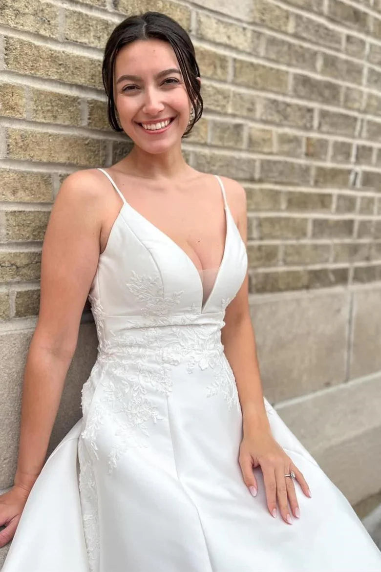 White V-Neck A-Line Long Wedding Dress with Appliques