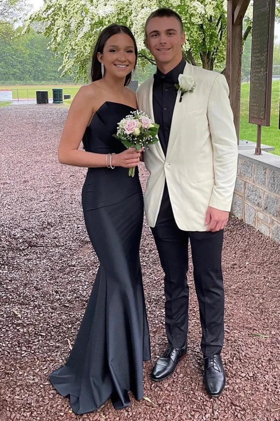 Asymmetrical Green Strapless Ruched Mermaid Long Formal Dress