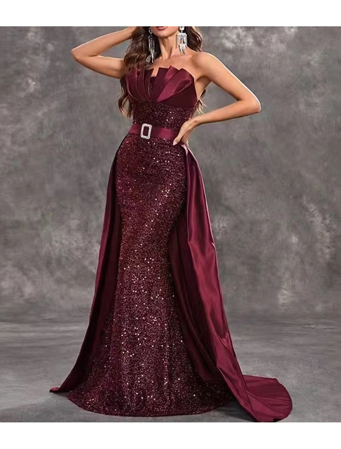 Mermaid / Trumpet Evening Gown Vintage Dress Evening Party Wedding Reception Sweep / Brush Train Sleeveless Strapless Belt / Sash Sequined Backless with Glitter Sequin