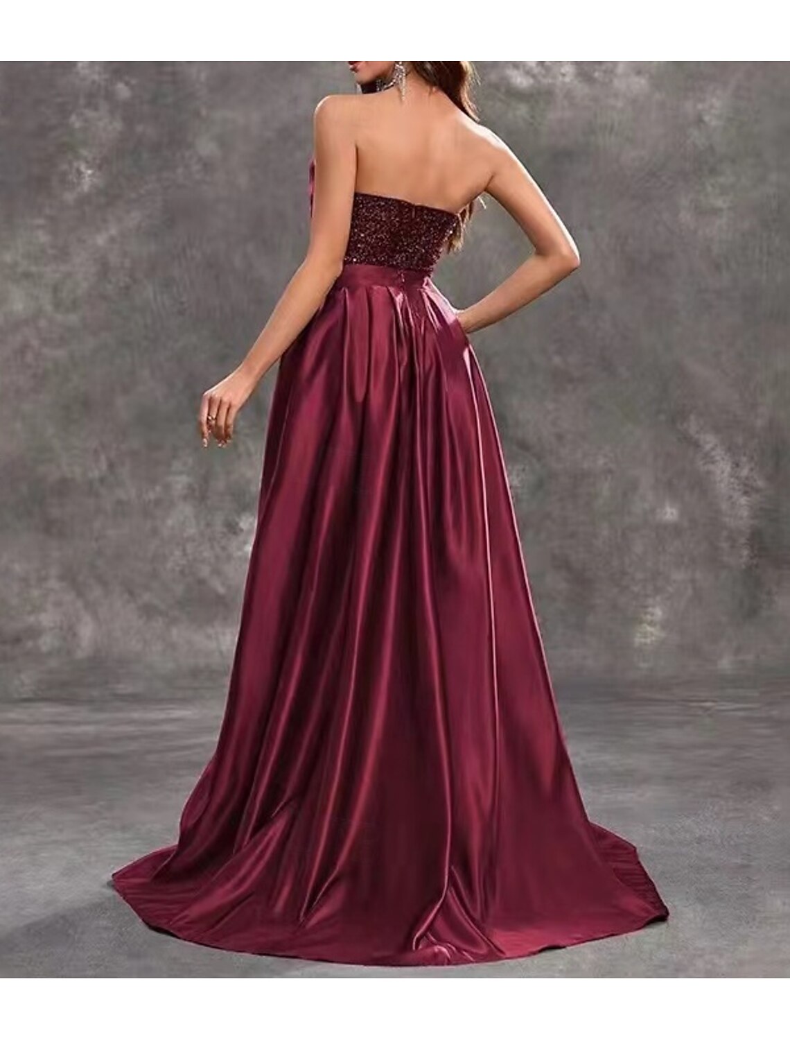 Mermaid / Trumpet Evening Gown Vintage Dress Evening Party Wedding Reception Sweep / Brush Train Sleeveless Strapless Belt / Sash Sequined Backless with Glitter Sequin