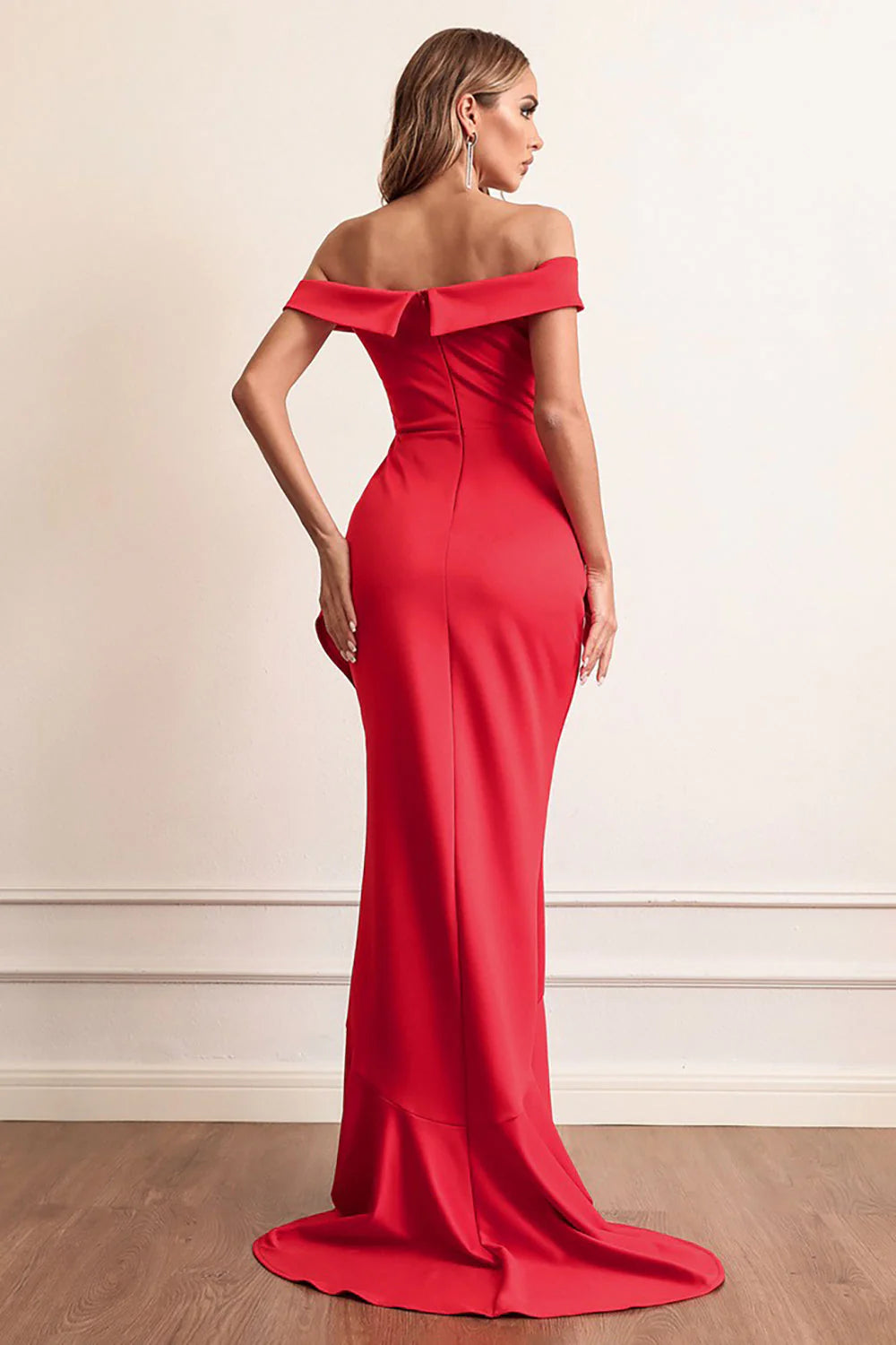 Red fashion long off shoulder pleated floor length ball skirt