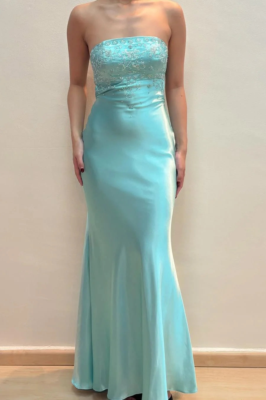 Elegant Strapless Scoop Neck Appliques Sleeveless Long Prom Dress ﻿