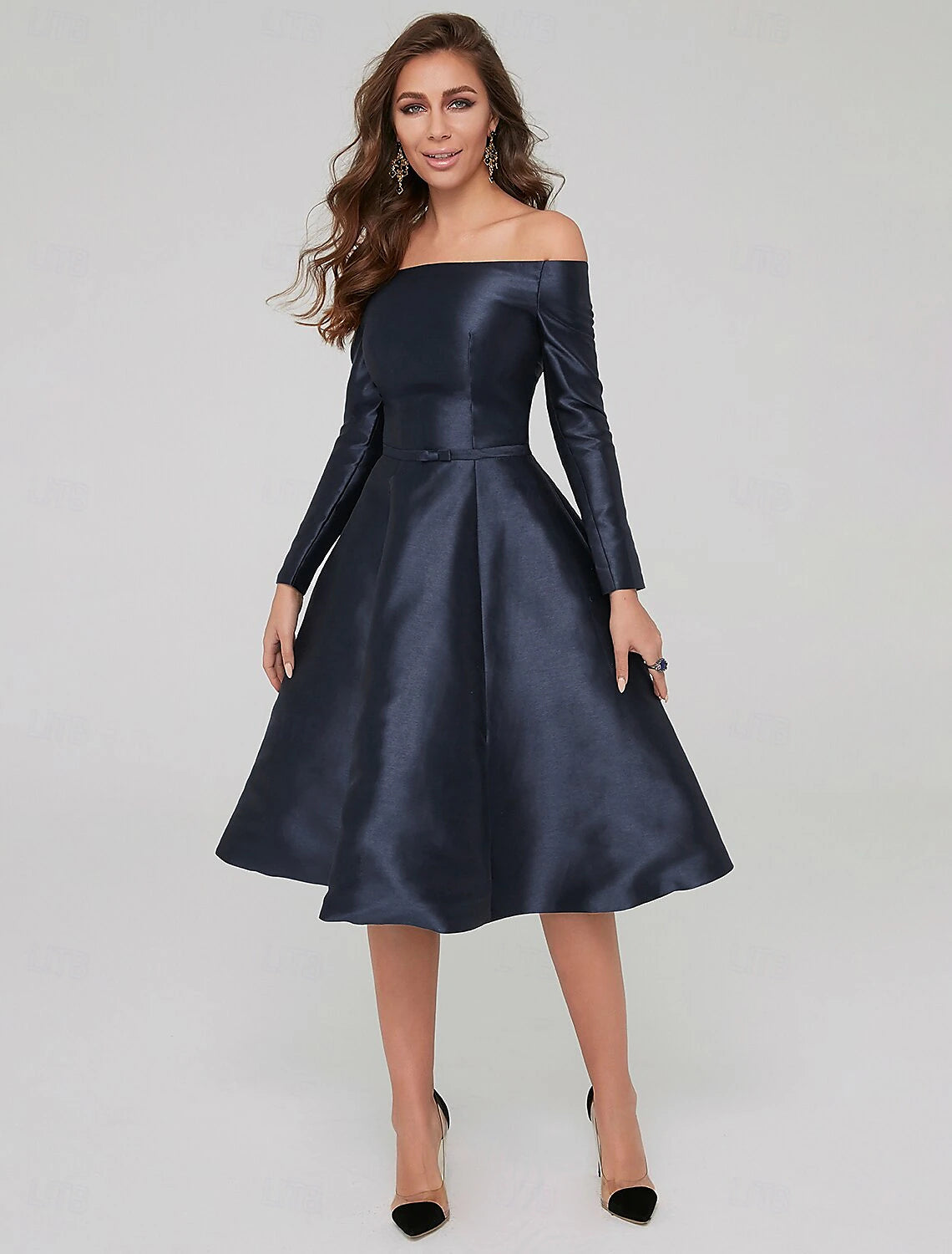 A-Line Special Occasion Dresses Elegant Dress Wedding Guest Cocktail Party Knee Length Long Sleeve Off Shoulder Satin with Pleats Derby Dresses