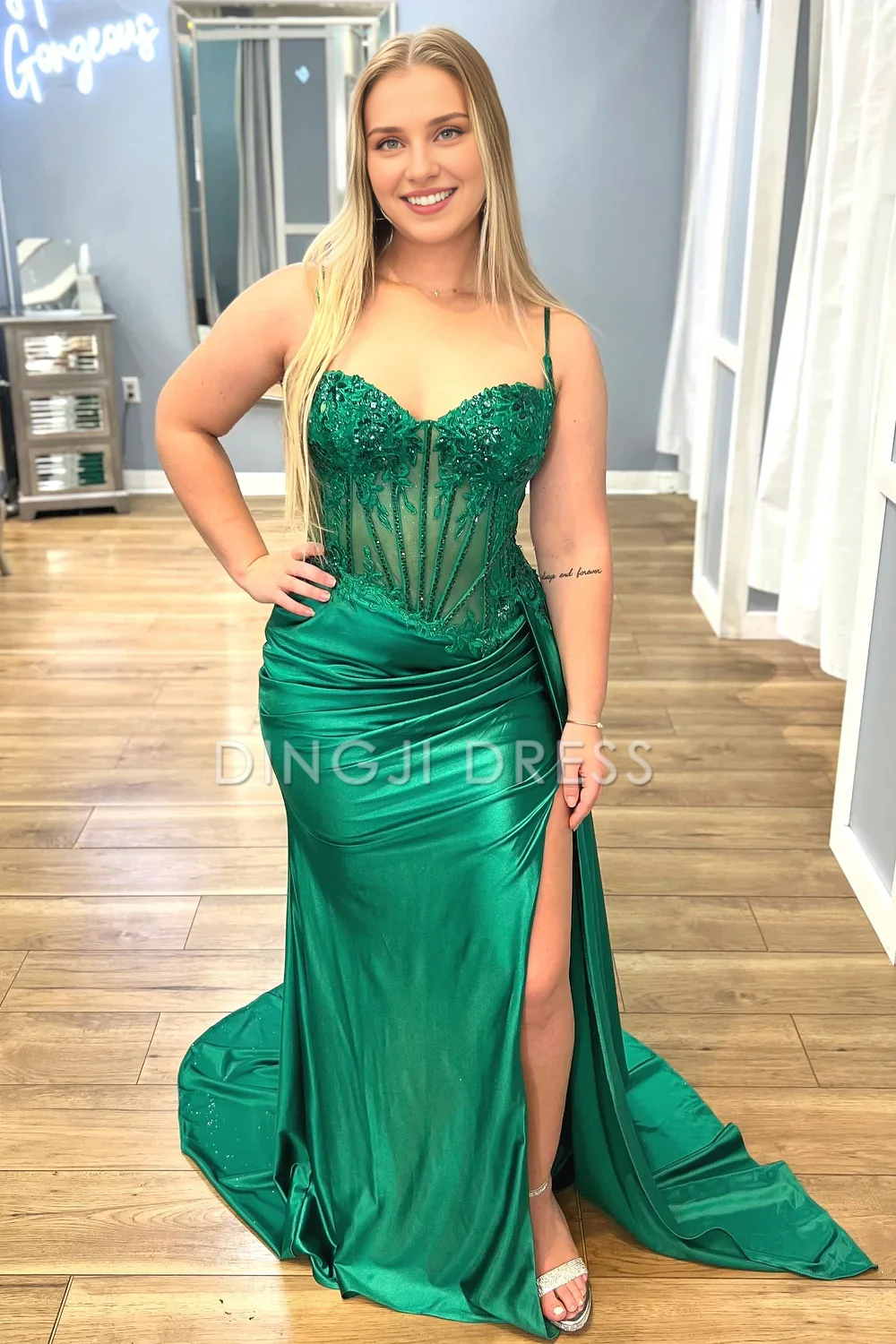 DingJiDress Stunning Mermaid Spaghetti Straps Pleated Long Glitter High Slit Luxurious Prom Dress
