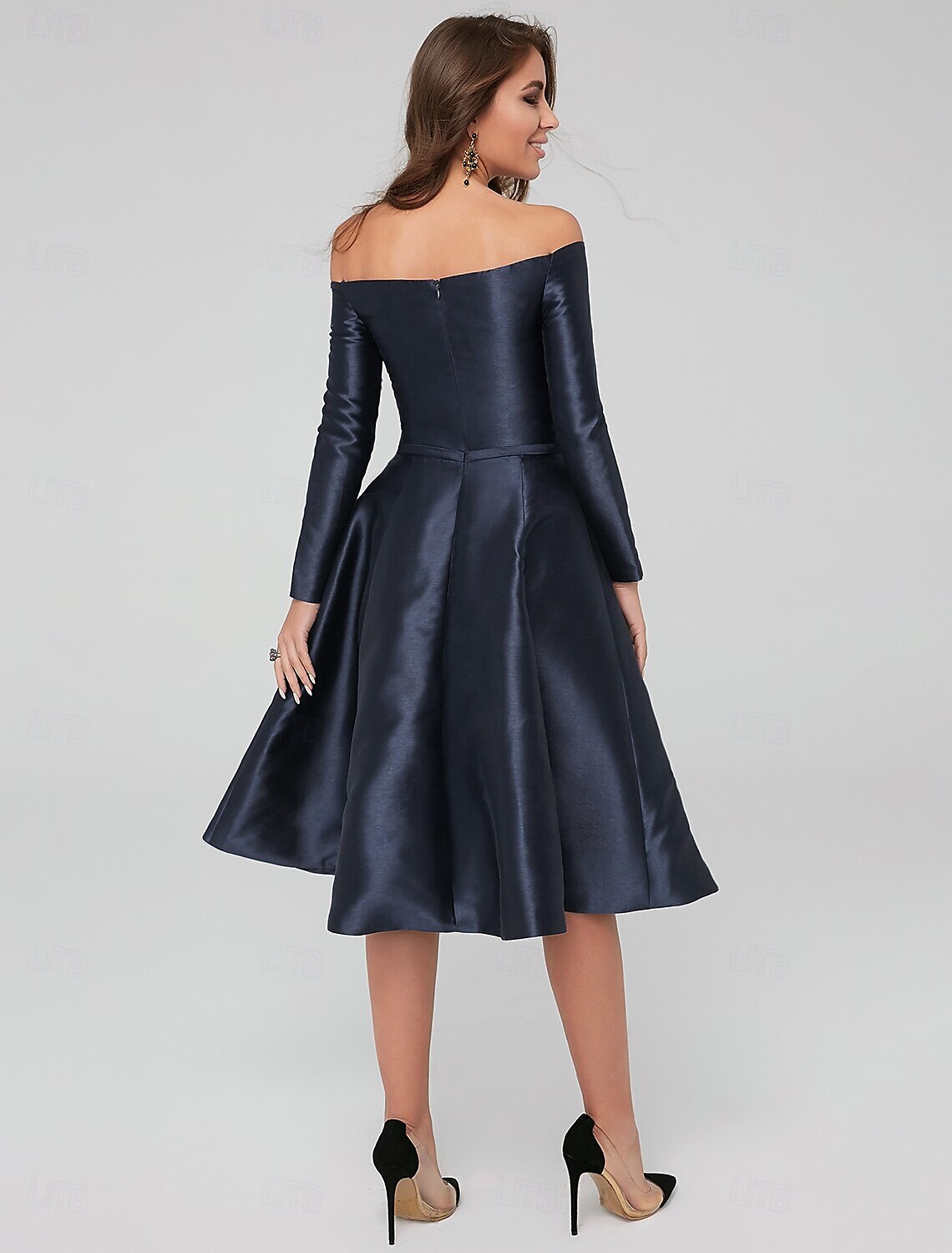 A-Line Special Occasion Dresses Elegant Dress Wedding Guest Cocktail Party Knee Length Long Sleeve Off Shoulder Satin with Pleats Derby Dresses