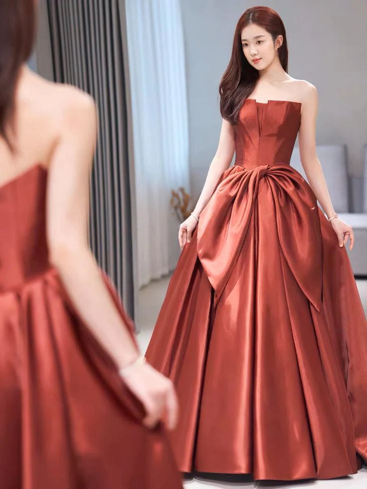 Simple, elegant, and fashionable satin strapless ball gown
