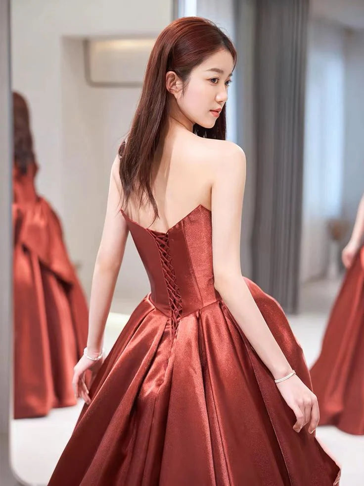 Simple, elegant, and fashionable satin strapless ball gown