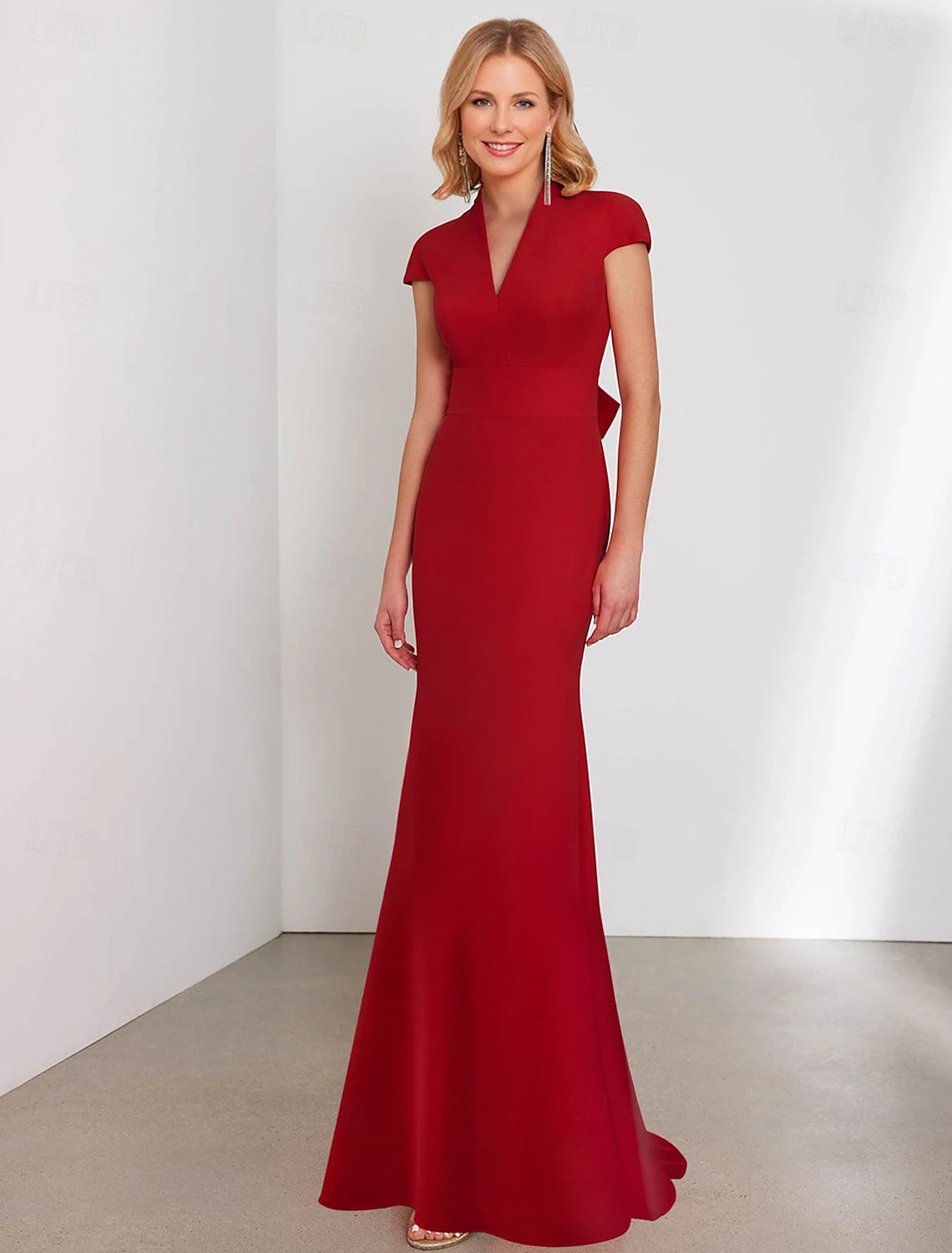 Mermaid Evening Gown Elegant Dress Formal Floor Length Sleeveless V Neck Pocket Satin with Bow