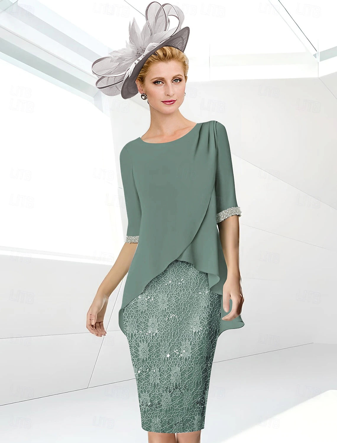 Beach Wedding Sheath Mother of the Bride Dress Elegant Jewel Neck Knee Length Sequined Stretch Chiffon Half Sleeve with Lace Ruching