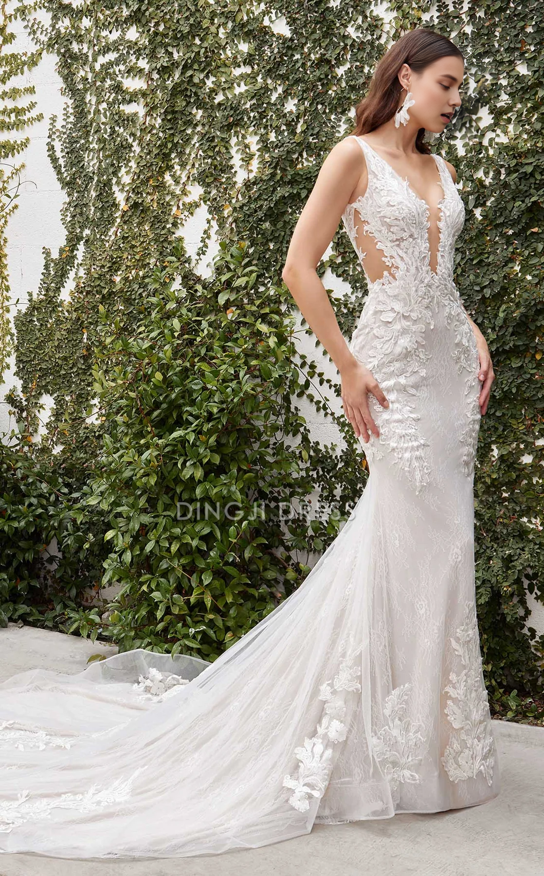 DingJiDress Hot Sale Wedding Dress Gorgeous Mermaid Deep V Neck Sleeveless Backless Lace Applique Chapel Train Charming Formal Wear Dresses