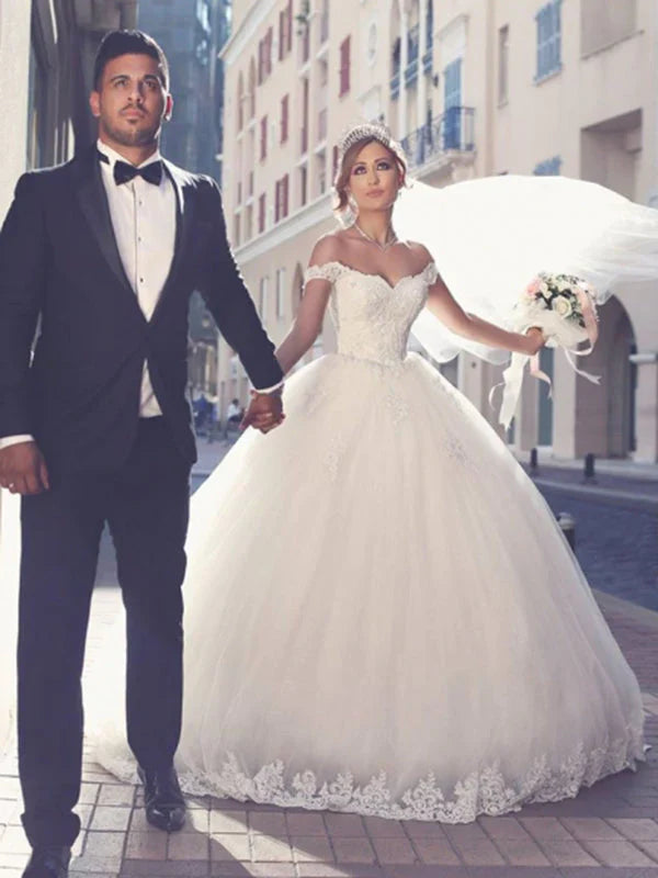 Off The Shoulder Sweetheart Ball Gown Wedding Dresses